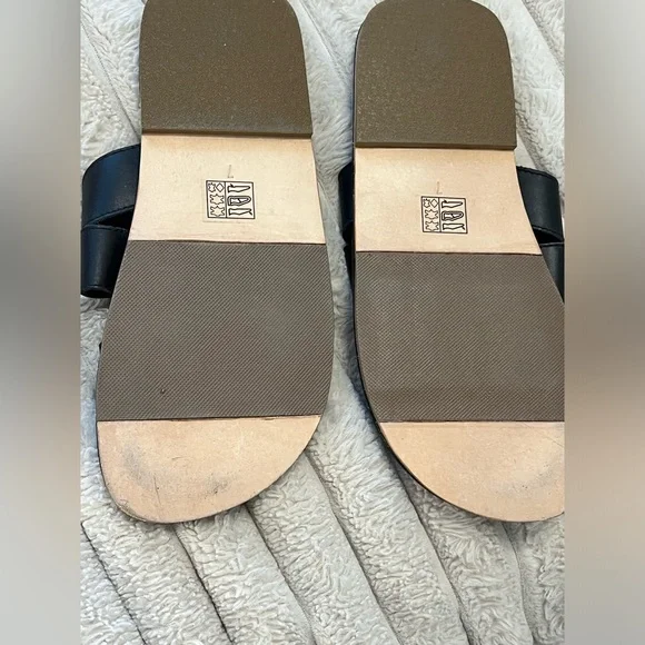 FREE PEOPLE SLOAN BUCKLE SANDALS - BLACK - Picture 6 of 8